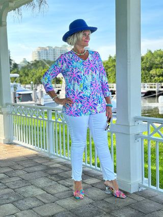 PINK PALM TREE V-NECK TOP