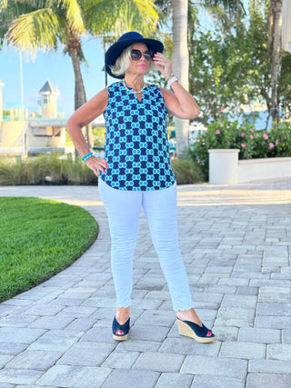NAVY MEDALLION SLEEVELESS V NECK