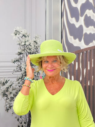 LIME V NECK TOP