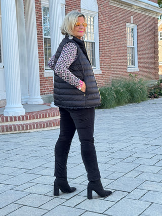 LULU-B BLACK SHORT PUFFER VEST