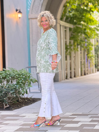Women's PISTACHIO MULTI Starfish Puff Print Flutter Sleeve Top Cathys Place