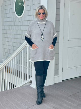 Colored Edge Solid Sleeveless Pocket Sweater Gray