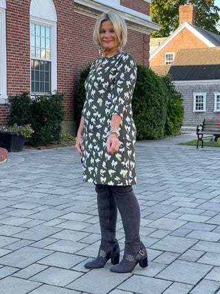 LULU-B ALL SEASON KEYHOLE DRESS