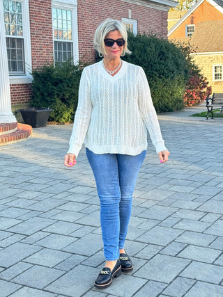 LULU-B CABLE WHITE V NECK SWEATER