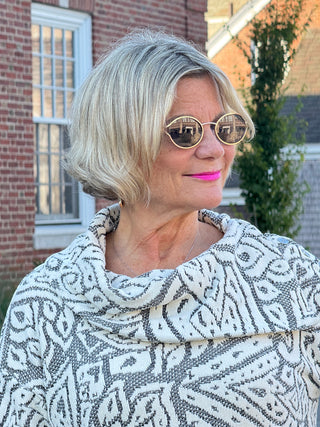 HOLIDAY IVORY JACQUARD TOP