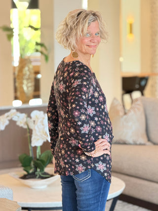SNOWFLAKE PRINT LONG SLEEVE BOAT NECK TOP Cathys Place