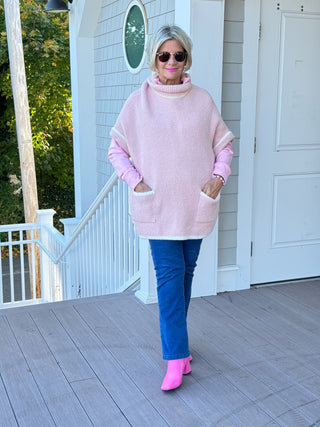 COLOR BLOCK TURTLE PINK POCKET SWEATER
