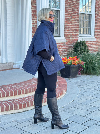 Quilted Short Sleeves Puffer Pullover Poncho Navy