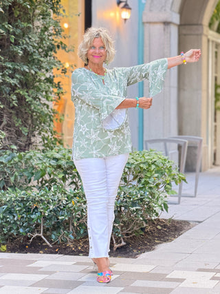 Women's PISTACHIO MULTI Starfish Puff Print Flutter Sleeve Top Cathys Place
