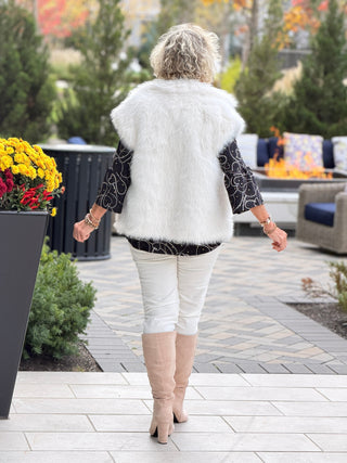 HOLIDAY BLACK GOLD ACCENTS TOP Cathys Place