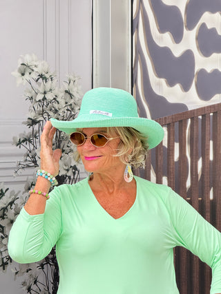 LULU-B SIESTA GREEN V NECK