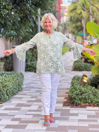 Women's PISTACHIO MULTI Starfish Puff Print Flutter Sleeve Top Cathys Place