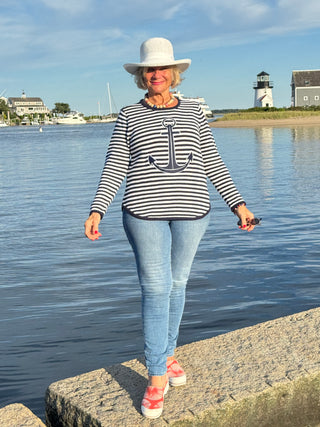 NAVY STRIPE ANCHOR SWEATER
