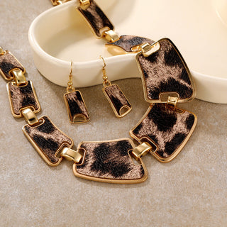 LEOPARD CAFE NECKLACE SET Cathys Place
