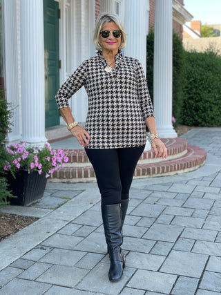 HOUNDSTOOTH RUFFLE TOP