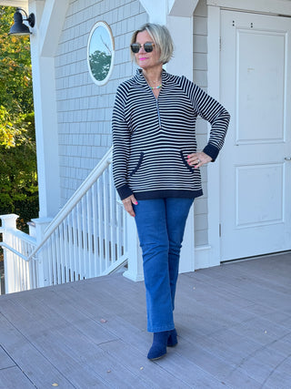 NAVY STRIPE HALF ZIPPER TOP