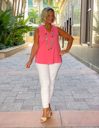 TAILORED V NECK CORAL TOP