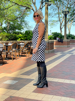 CITY CHIC BLACK AND WHITE SHIFT DRESS