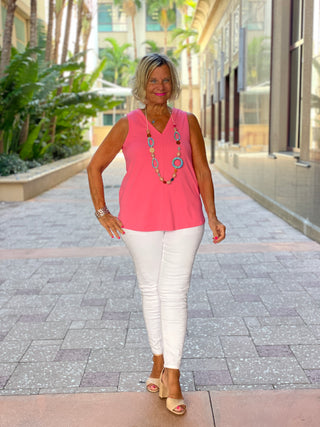 TAILORED V NECK CORAL TOP