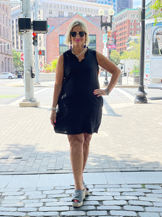 LULU-B BLACK LINEN DRESS