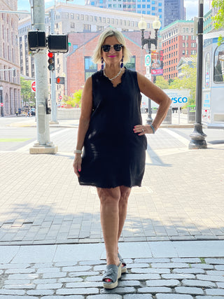 LULU-B BLACK LINEN DRESS