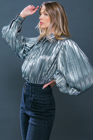 CUTY AESTHETIC FOILED TOP