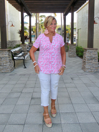 PINK REEF SHORT SLEEVE - Cathys Place