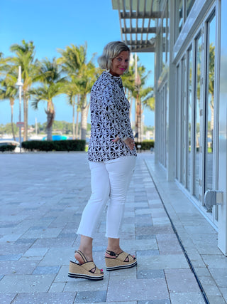 BLACK AND BEIGE PALM ZIPPER TOP - Cathys Place