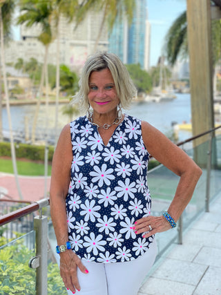 DAISY DAY SLEEVELESS V-NECK TOP - Cathys Place