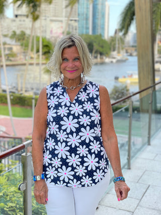 DAISY DAY SLEEVELESS V-NECK TOP - Cathys Place