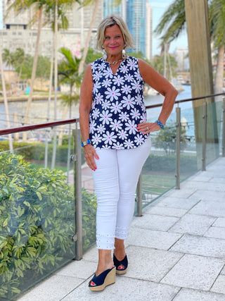 DAISY DAY SLEEVELESS V-NECK TOP - Cathys Place