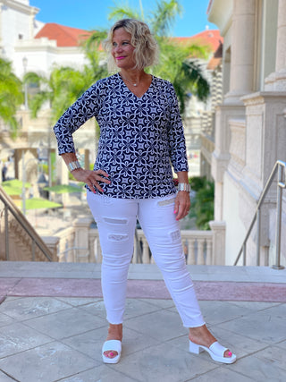 BRIGHTEN BLUE V NECK TOP