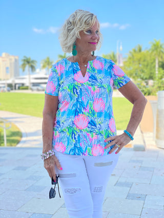 SEASHELL PINK AND BLUE SHORT SLEEVE