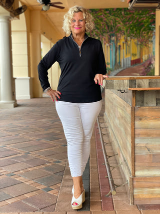BLACK ZIPPER TOP