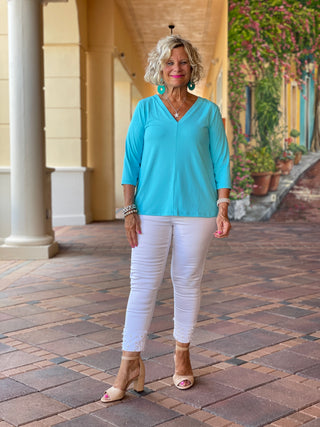 TAILORED SEAFOAM SLEEVE V TOP