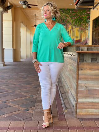 TAILORED SLEEVE MINT V TOP