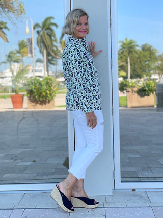 GREEN AND NAVY V-NECK TOP - Cathys Place
