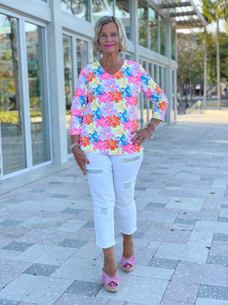 PALM BEACH FLOWER V NECK TOP - Cathys Place