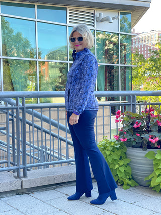 SAVANNA BLUE FULL ZIPPER TOP