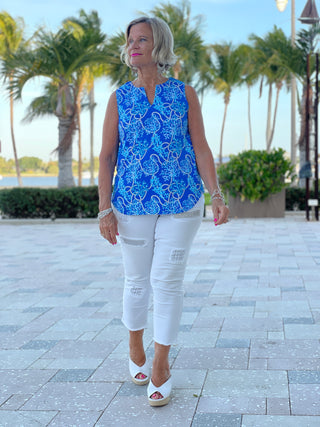 AQUA LANE SLEEVELESS V -NECK - Cathys Place