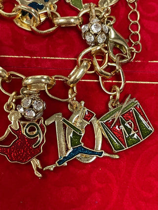 HOLIDAY MAGIC CHARM BRACELET - Cathys Place
