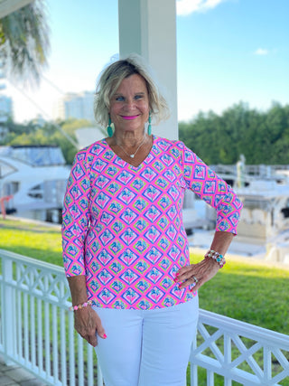 PALM TREE SIESTA V NECK TOP