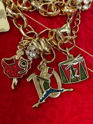 HOLIDAY MAGIC CHARM BRACELET - Cathys Place