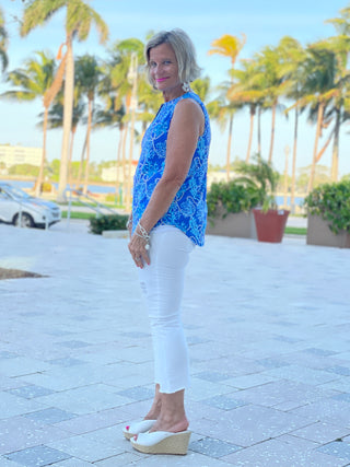 AQUA LANE SLEEVELESS V -NECK - Cathys Place