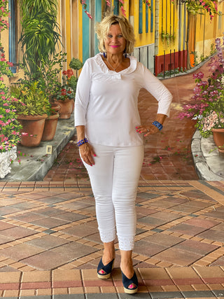 WHITE 3/25 RUFFLE TOP