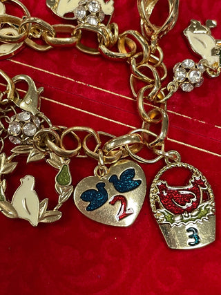 HOLIDAY MAGIC CHARM BRACELET - Cathys Place