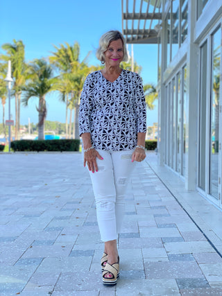 BLACK AND BEIGE V-NECK TOP - Cathys Place