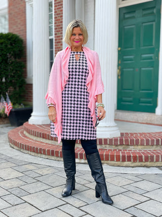 PINK AND BLACK HOUNDSTOOTH KEYHOLE DRESS