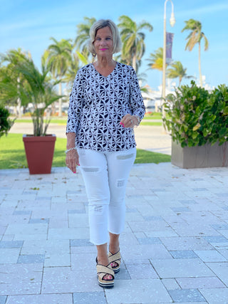 BLACK AND BEIGE V-NECK TOP - Cathys Place