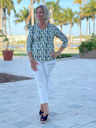 GREEN AND NAVY V-NECK TOP - Cathys Place